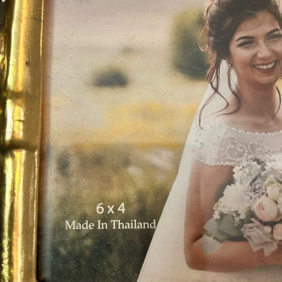 Elegant  Antique Gold Ornate Metal Picture Frames with easel stand
3 piece set - Picture 6 of 7